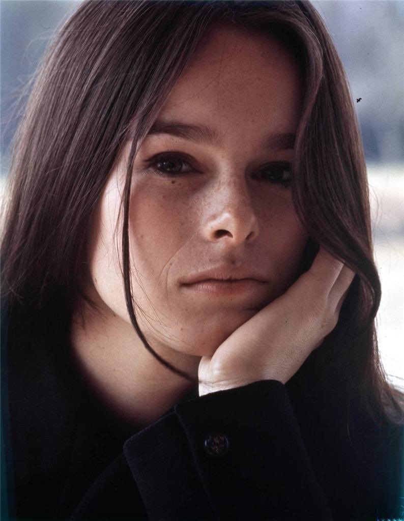 Geraldine chaplin photos