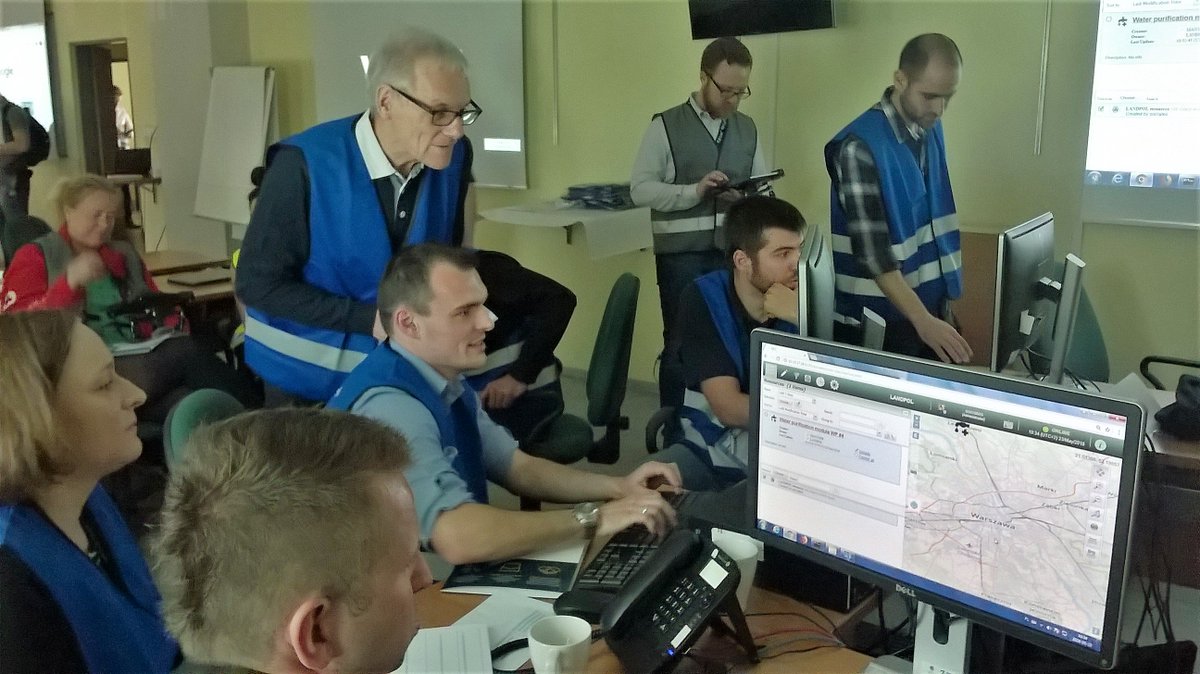 DRIVER_PROJECT's tweet photo. The tabletop exercise is underway at #Trial1, #CrisisManagement #practitioners are testing the Socrates OC solution and its #CommonOperationalPicture in the framework of an #IndustrialAccident involving a large toxic spill. https://t.co/M4cmQvXp6C