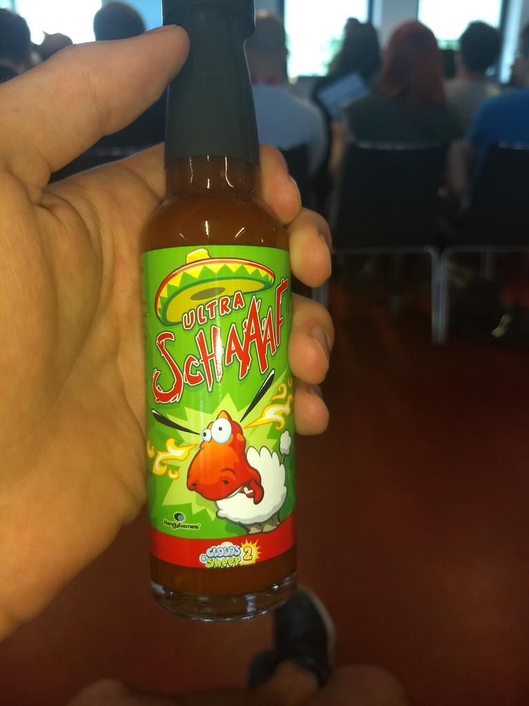 thsstll's tweet photo. "Sind die selbst gemacht?" - erste schlaue Frage beim Auf ein Bier mit Handygames :-)
#DevDays18 #GDD18 https://t.co/VehNLpZ5Ua