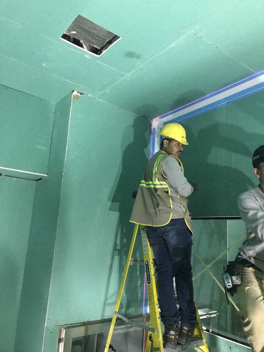 BioClad's tweet photo. Visiting our partners Mongar Solutions here in Mexico. Ongoing installation of Bioclad wall and ceiling linings here in the pharmaceutical market.

Installation of this standard is certainly not simple but the installers at Mongar have attention to detail which is second to none. https://t.co/8AsRWf6JME