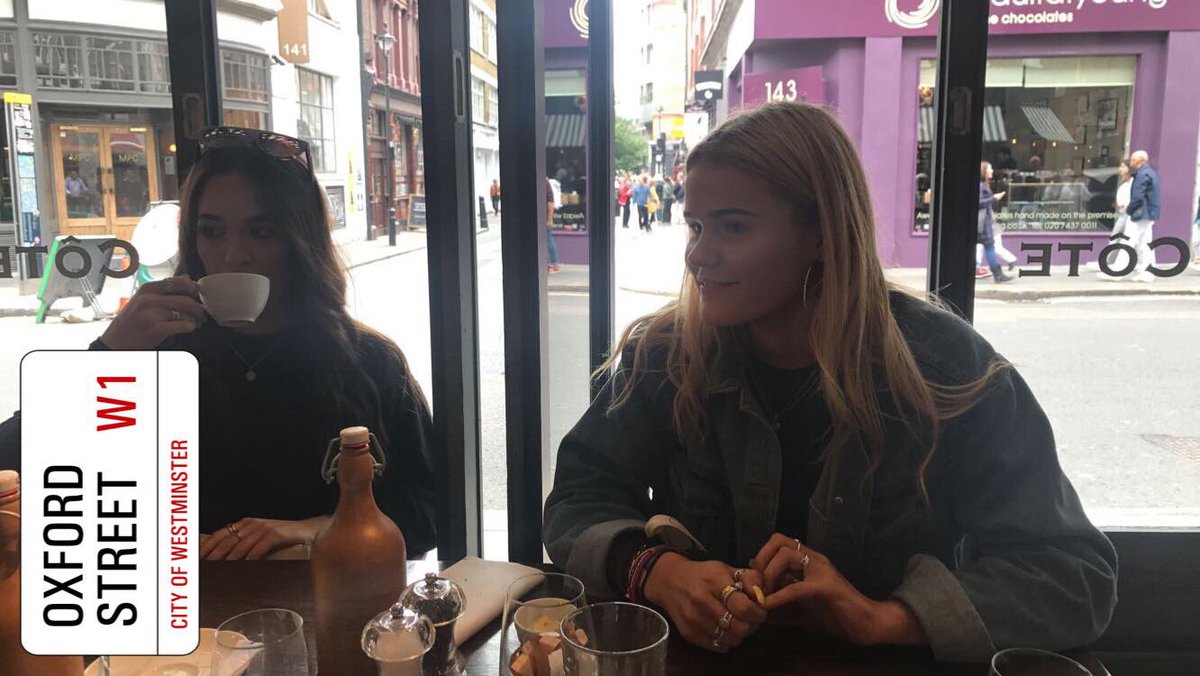 ehrinnrobinson's tweet photo. @chloe_stidwill  happy birthday chlo, I hope you’re having an amazing time travelling and a special birthday! Lots of love ❤️ https://t.co/QuBWb8hqqQ