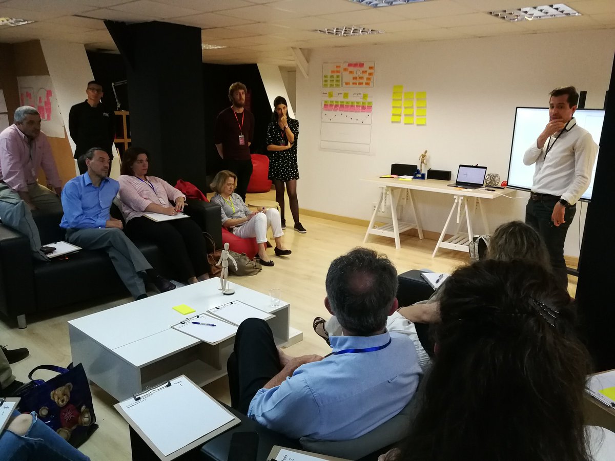 consultorpro_es's tweet photo. Para generar una relación de confianza con nuestros clientes debemos ofrecerles soluciones reales y diferenciadoras. #hydradays #accountbasedmarketing #CostumerExperience #marketing https://t.co/H1oo03HKU8