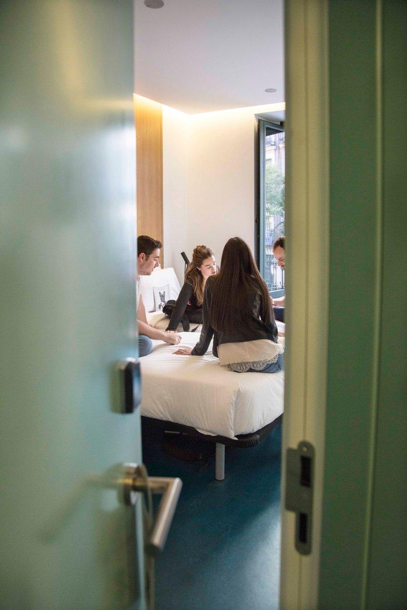 ¿Dónde vamos hoy? Huertas, Ópera, Madrid de los Austrias, La latina, El Retiro....

Los planes que te harán volver a Madrid: vuelveamadrid.com…

#madrid #visitamadrid #turismomadrid #sleepn #sleepnatocha