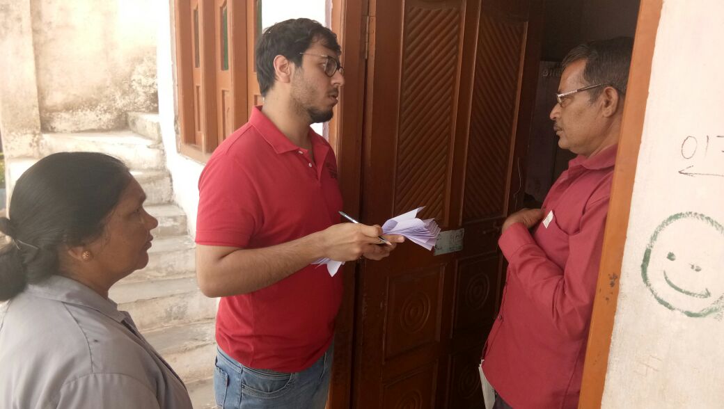 20 #Doctors and Paramedical staff from Indore Cancer Foundation led by #Dr #ShradhaJaiswal & Dr #RajivSrivastava are conducting a door to door survey in #Pigdambar village for identification of high risk group of cancerous and precancerous lesions.

#IndoreCancerFoundation