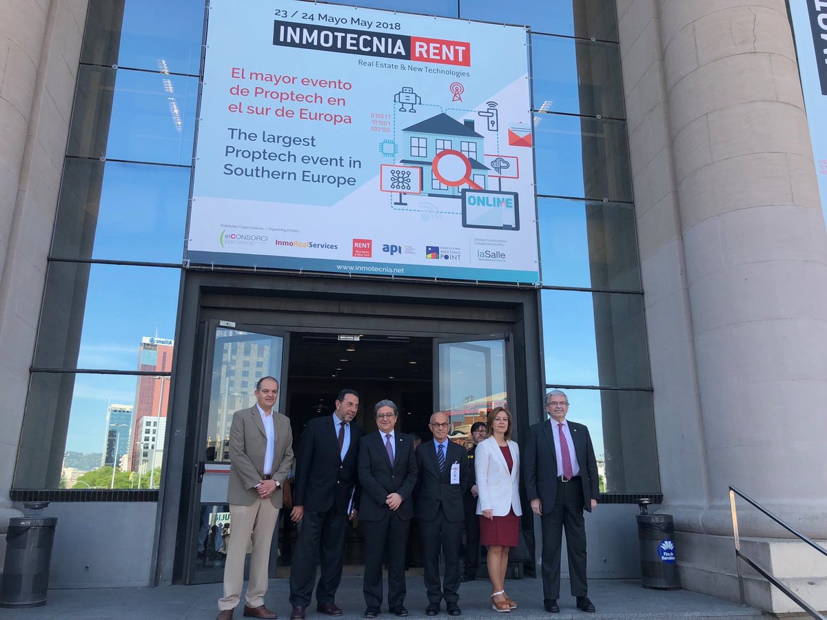 EnricMillo's tweet photo. Inaugurando la segunda edición de #InmotecniaRent, un Salón de Tecnología aplicada al ámbito Inmobiliario en España con más de 60
empresas y más de 1300 profesionales.  Un éxito del @ConsorciZF y de @JordiCornetS por su brillante labor como delegado. https://t.co/2HEWnsnRbJ