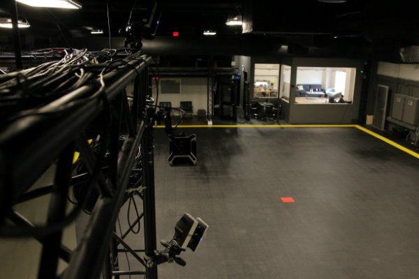 SHOOTonline's tweet photo. Silver Spoon launches, looks to fill mo-cap void in NY VFX: Full-service performance capture studio Silver Spoon has opened its doors in Brooklyn, making it one of the largest commercially available mo-cap studios on the East Coast. Silver Spoon features… https://t.co/sh4XHpD4Vk https://t.co/wanU36Poee