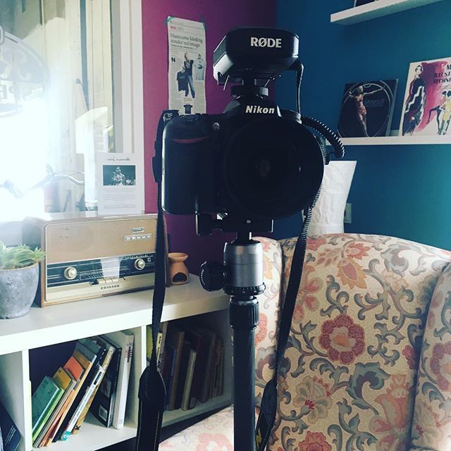 ChillFishDesign's tweet image. Lights, camera, action! Filming an awesome interview at my studio! #sustainable #sustainablefashion #sustainabledesign #eco #fashion #clothing
#chillfishdesign #eco #fashion #sustainable #clothing #instagram