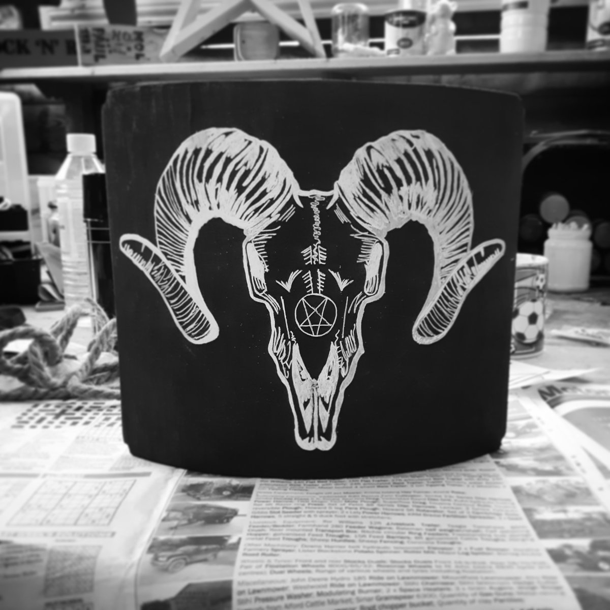 CartawicksCarp's tweet photo. First of the outline has been painted on 🐃 • curved wood •
#ramsskull #skull #painting #cartawickscarpentry #carpenter #carpentry #wood #woodwork #etsy #forsale #gifts #fathersday #goth #gothic #rocknroll #punk #pentagram #black #blackandwhite https://t.co/uSBz41ZHap