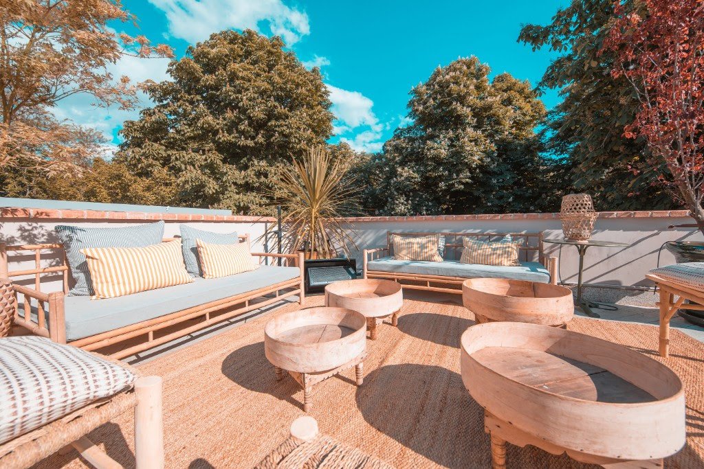 ¿Plan de domingo? La Terraza de @Florida_Retiro estrena nueva imagen y lo hace con cócteles como el #MrMangoo o el #FloridaColada. Y para saciar el apetito, saam de mejillones en salsa especiada y brioche de cola de vaca
lagranvida.madriddiferente.com/?p=9082