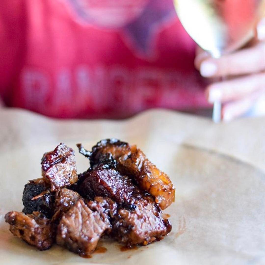 Ease into the week with apps and drinks at 18th &amp; Vine. Tag a friend you would share these Burnt Ends with!