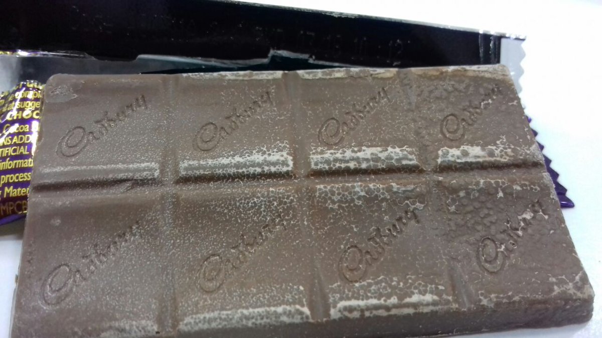 Yashesh_k's tweet photo. @DairyMilkIn Opened a dairy milk today and look what it had...Thinking should I stop eating my favourite chocolate😯😧 https://t.co/dMvbEmYLQx