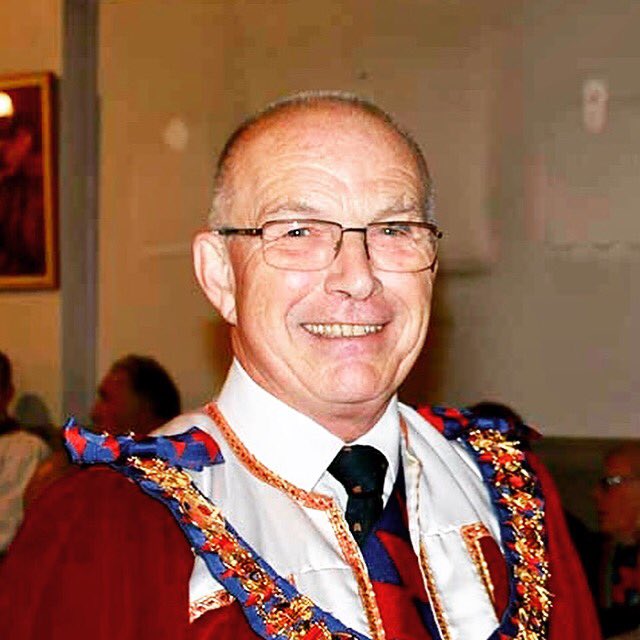 DorsetMason's tweet photo. New Provincial Grand Master for Dorset.  On behalf of the Provincial Grand Master, we have pleasure in advising that @GrahamGlazier will become the 17th Provincial Grand Master for Dorset in succession to Richard Merritt who will retire from office on the 24th October 2018. https://t.co/SrGRJlIpKZ