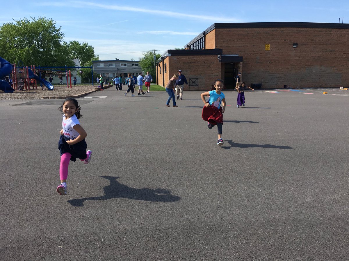 Shannon Lombardo tweet media