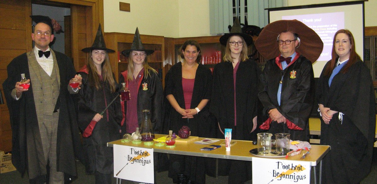 ShefDentistry's tweet photo. We find inventive ways to deliver dental health messages - staff and students presented a Defence Against the Dark Arts and the Battle Against Tooth Decay Class to a group of muggle children at Sheffield Library.
https://t.co/Ii1VfX4pkC
#Dentistry24 @SheffLibraries https://t.co/Mzg7Sm0Ke3