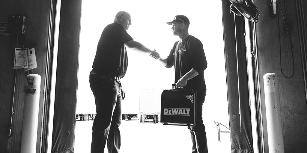 DEWALTtough's tweet photo. We are proud to salute America’s veterans and the groups that support them. We have teamed with @FLAGSofVALOR and @WWP, and we encourage you to join us. Get involved at https://t.co/GbolBTZMnT https://t.co/F45HGKB4LC