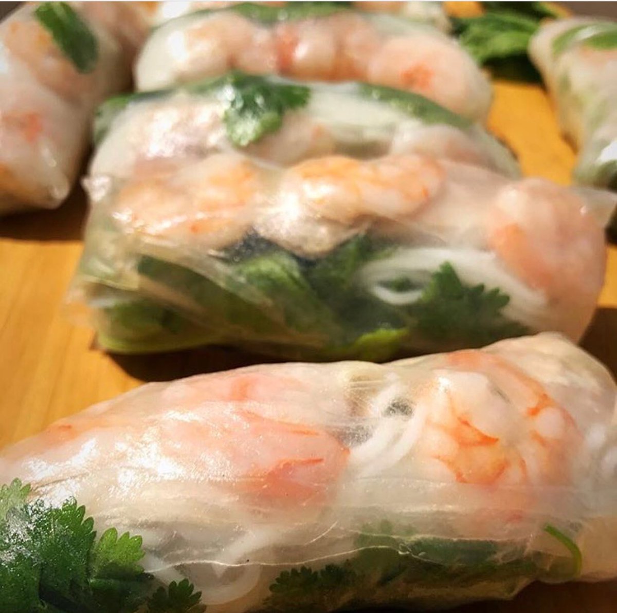 Summer lovin’ rolls 💕☀️ #61pho