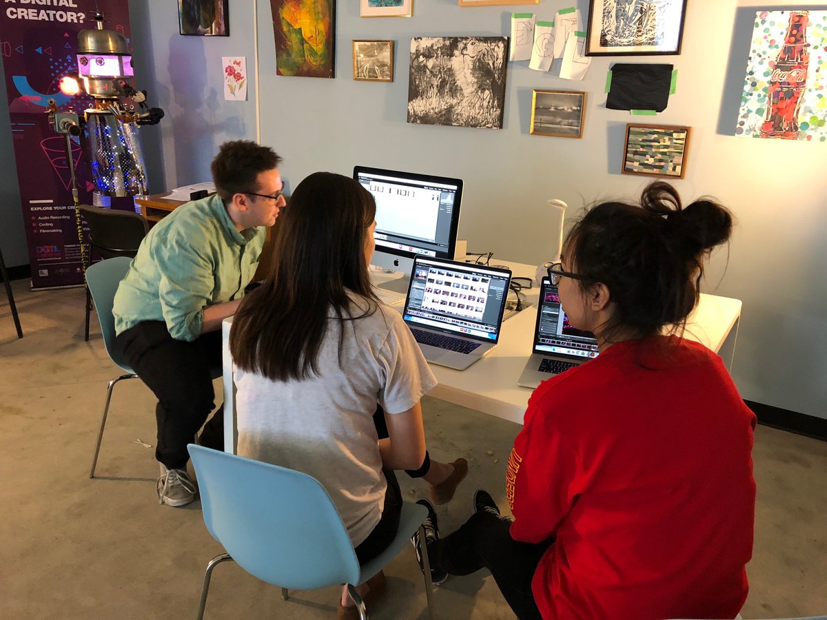 WWUProject's tweet photo. .Here are a few pics from the last #walkwithusproject meeting @dgtltimmins. Thanks again Tyler! We learned about the 2 camera setup for interviews, how to make cuts to video in Adobe Premiere Pro and lighten up panospheres in Adobe Lightroom for @googlemaps. https://t.co/mS2VYwWpHp