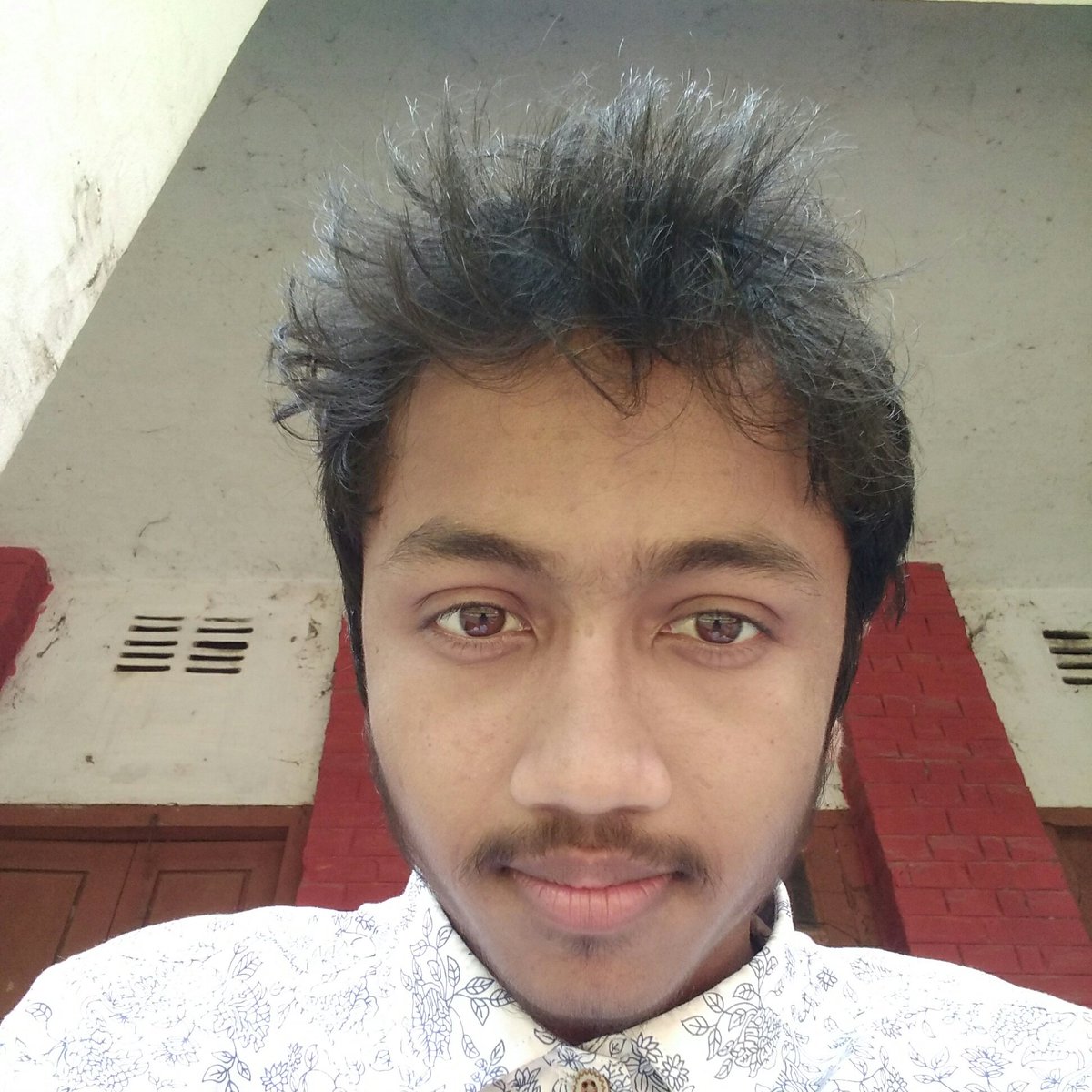 iamARSHADullah's tweet photo. #NewProfilePic https://t.co/IiuNWpE9MN