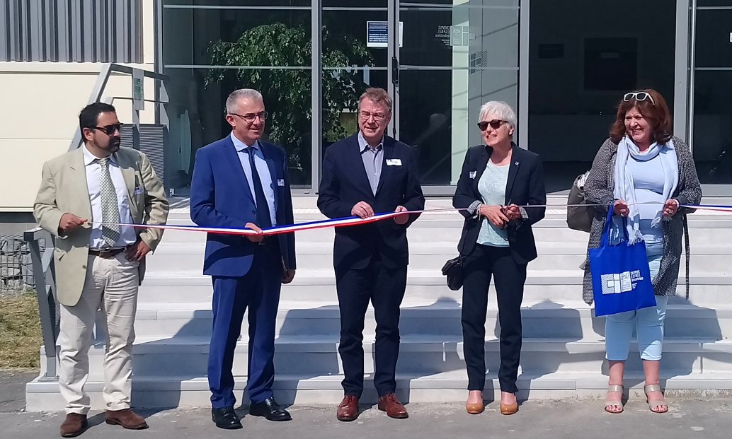 RedonAgglo's tweet photo. Inauguration de la plateforme #TechIndus à #Redon : un réel atout pour une collaboration réussie avec les partenaires industriels de l'#electronique ! Un plateau technique de pointe, des formations d'avenir pour une insertion professionnelle optimale ... #industriedufutur #PIA https://t.co/9MkcMyWnWm