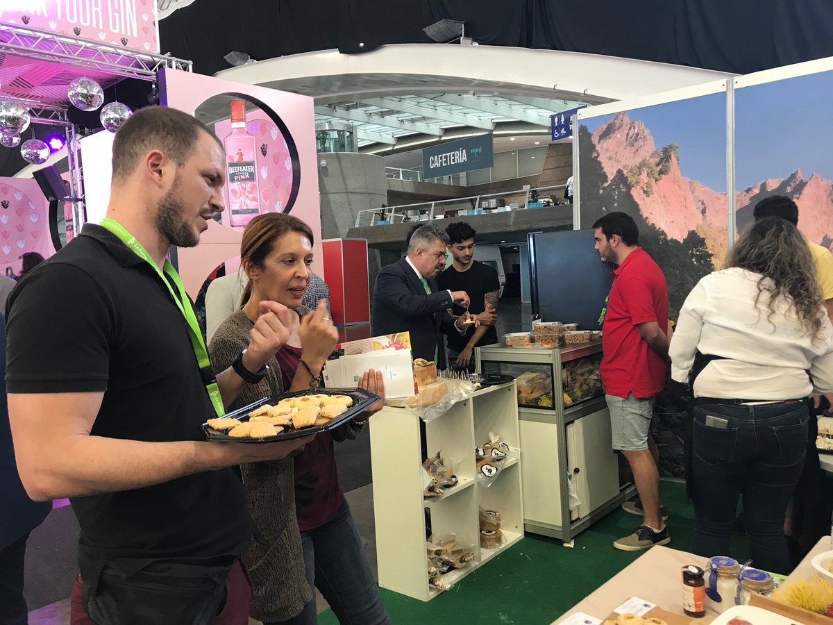 ¡Te estamos esperando en #GastroCanarias2018! 🙌 Entérate de todas las exquisiteces que podrás degustar visitando el stand de la Asociación Gastronómica Palmera. 😋🍴👉 #AGAP bit.ly/2s0BAeE