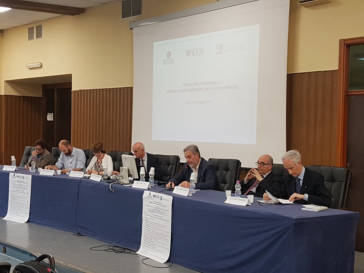 AlinaButera79's tweet photo. Partecipazione ed #EmployeeEngagement: se ne parla oggi all'@unibait con gli studi dell'Osservatorio Employee Relations and Communication di @uniiulm #OERC @mazzei_ale https://t.co/Jd952mpJVk