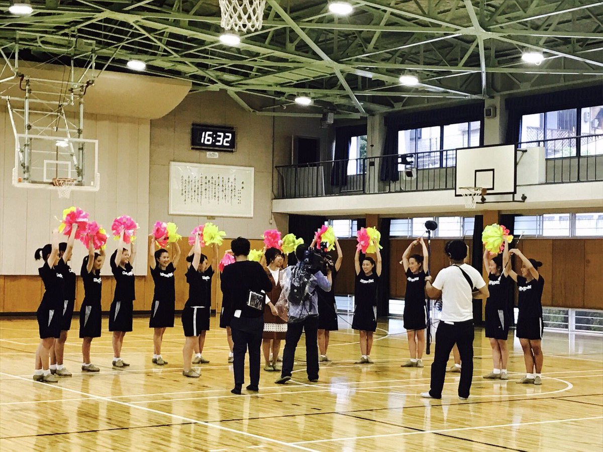 Mariko Nakamura 中村麻里子 Auf Twitter 神戸常盤女子高校 バトントワリング部をキャッチ 兵庫県大会や関西中高大会で金賞 を10年受賞している強豪校 バトン操る姿 素敵でした 神戸常盤女子高校 よじキャッチ