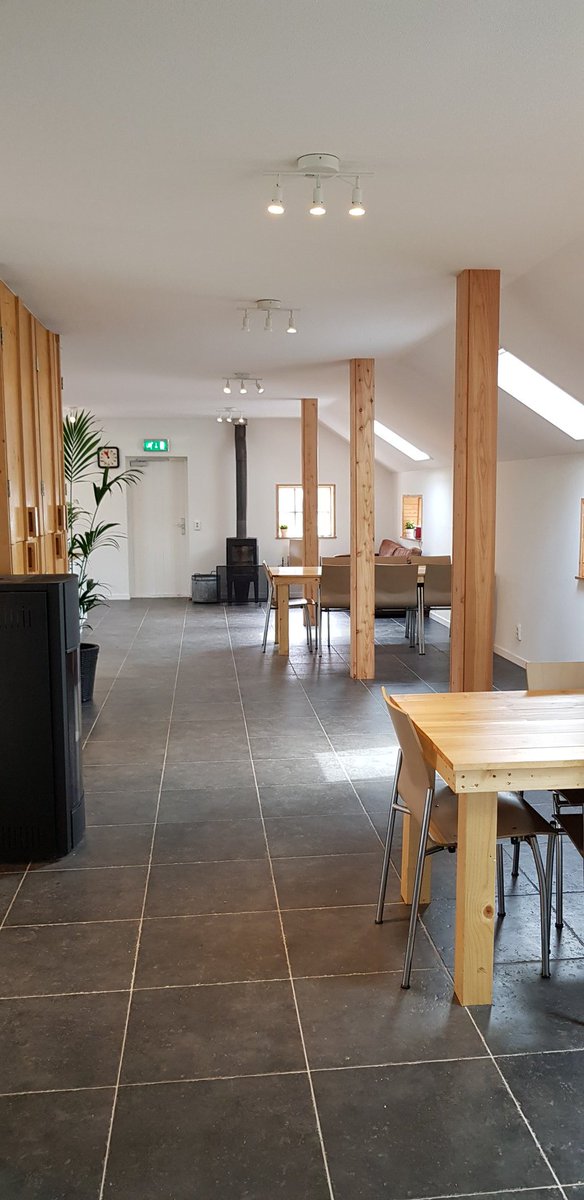 ZbRefaja's tweet photo. Onze nieuwe kantine, is prachtig geworden. https://t.co/aKNp5l9LgH