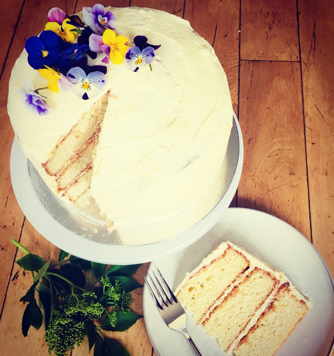 Willis_Cafe's tweet photo. Dessert fit for a duchess.  Today’s sweet treat is lemon &amp; elderflower cake 👑 https://t.co/NtINEZ6Xv5