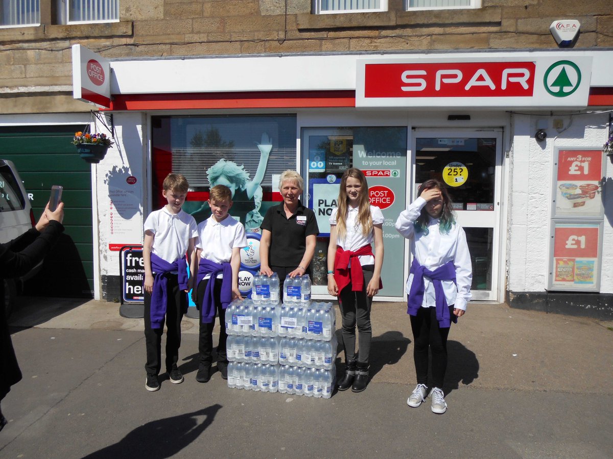 SPARScotland's tweet image. SPAR Glamis Road has donated £500 from their carrier bag fund to Spectrum, an after school club for children with autism in Dundee. Meanwhile SPAR Ladybank donated bottled water to a local primary school for their Sports Day! #localcauses