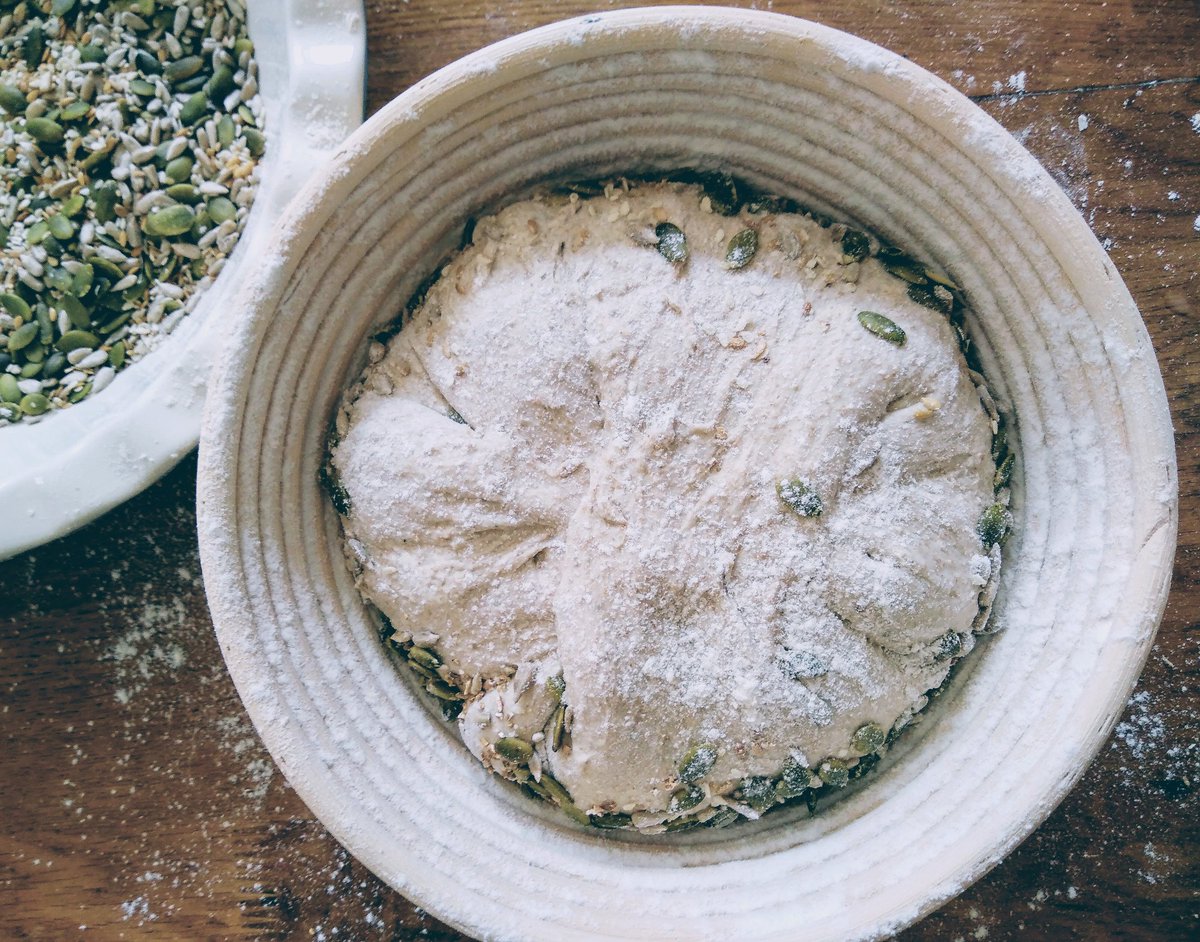 hallbakehouse's tweet image. Multi-Multi Loaf - #LoafOfTheWeek #Multigrain #Multiseed #Rye #Sourdough #Spelt #Wholemeal
is.gd/hMpLmE