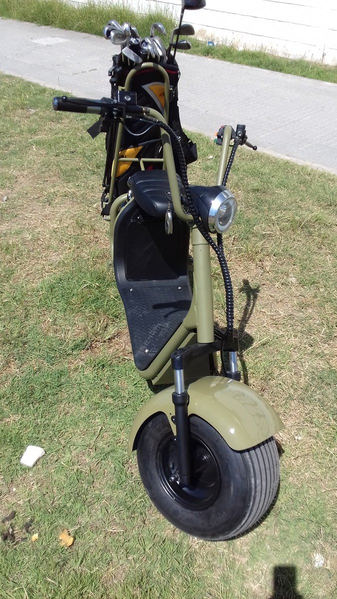 VamstoreSpain's tweet photo. La VAMbike GOLF Comander para un cliente especial ¡ @VamstoreSpain @kikolunagolf #Golf #golfer #golfing #golfadict #golfcourse #golfexperience #golfnews #golfboard #golflife https://t.co/LpoA4PbcrI