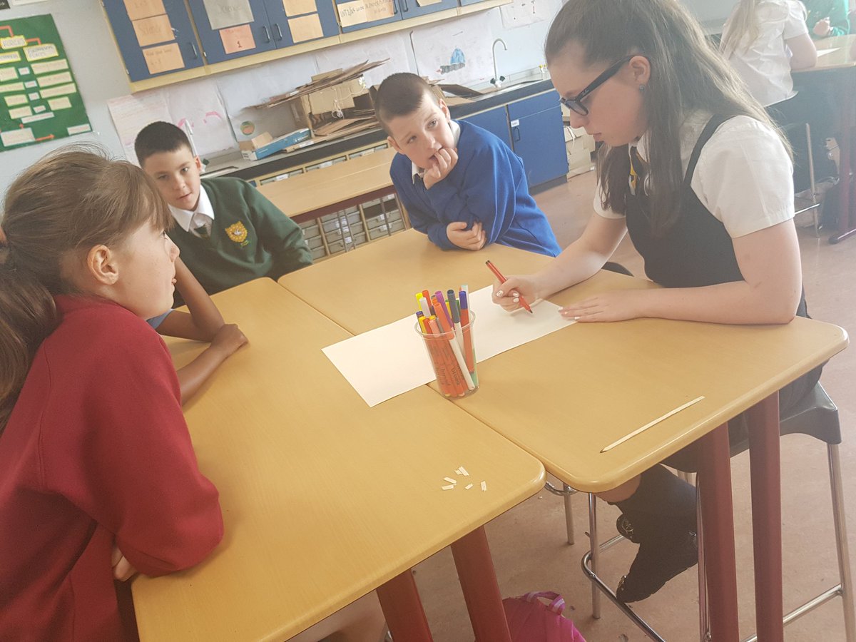 StAndrewsSTEM's tweet photo. P7's planning to make the tallest, strongest tower! #schoolofSTEM #schoolofexcellence https://t.co/TVeHL6Shzq