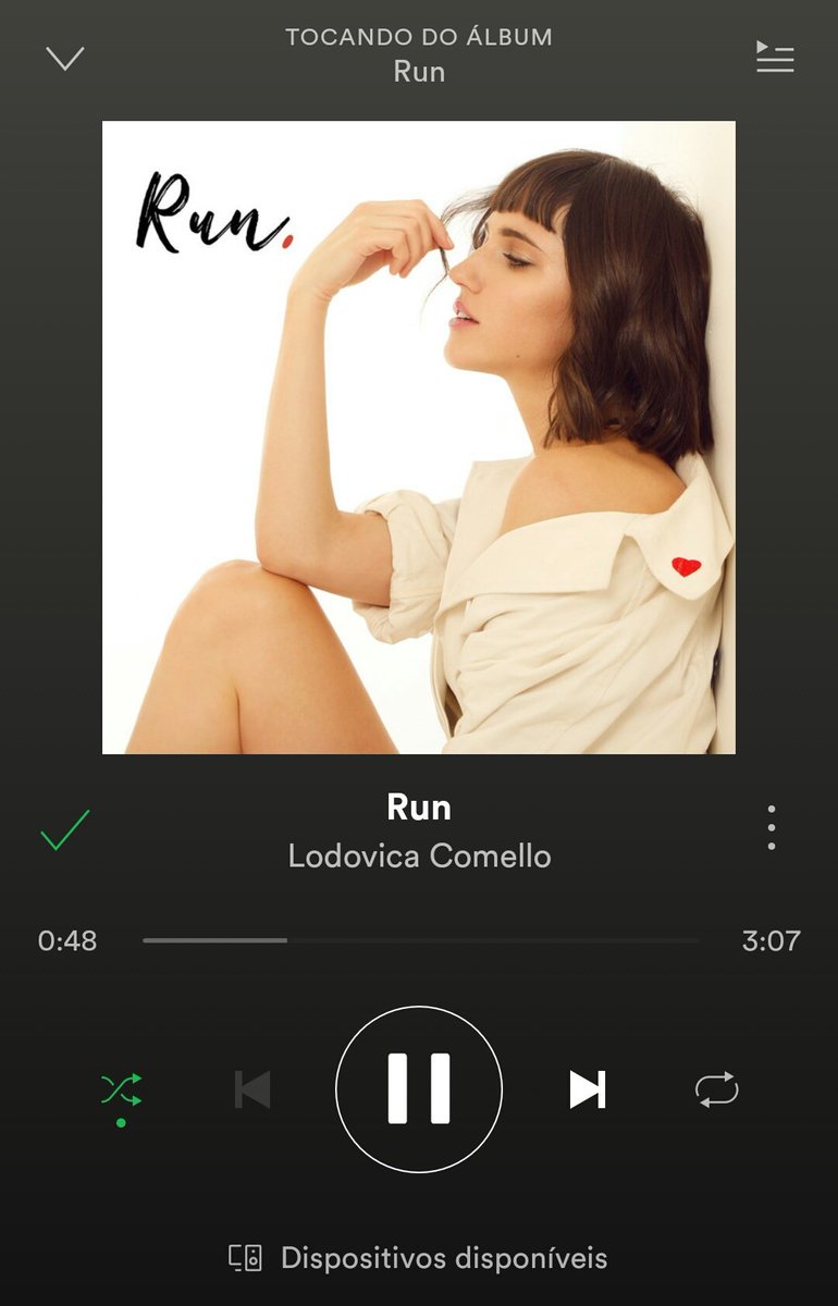 sadmrtina's tweet photo. finalmente run salió en Brasil, estoy totalmente enamorada no puedo parar de escucharla 🇧🇷❤🏃🎶 @lodocomello #RUNIsOutNow https://t.co/pTq1ZWefce