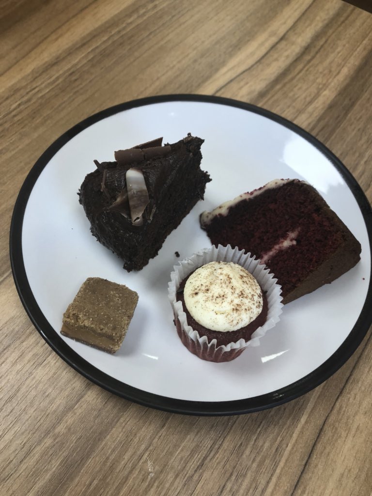 humanshazam7's tweet photo. Don’t you just love it when there’s a birthday at work #cakebuffet https://t.co/JBttLHIdgR