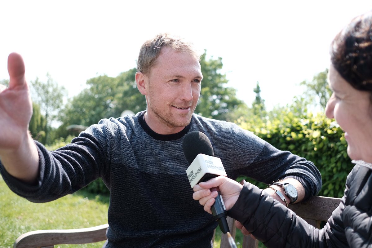 PeteReed's tweet photo. Day 143/365
Be passionate. The best athletes I have rowed with have been extremely passionate.
Great to catch up with @AlexGregoryGB this morning. His passion for the great outdoors and family is in this personal book: #Dadventures. Preorder on Amazon now.
#AthleteAdvice #23May18 https://t.co/D27yAKNxVa