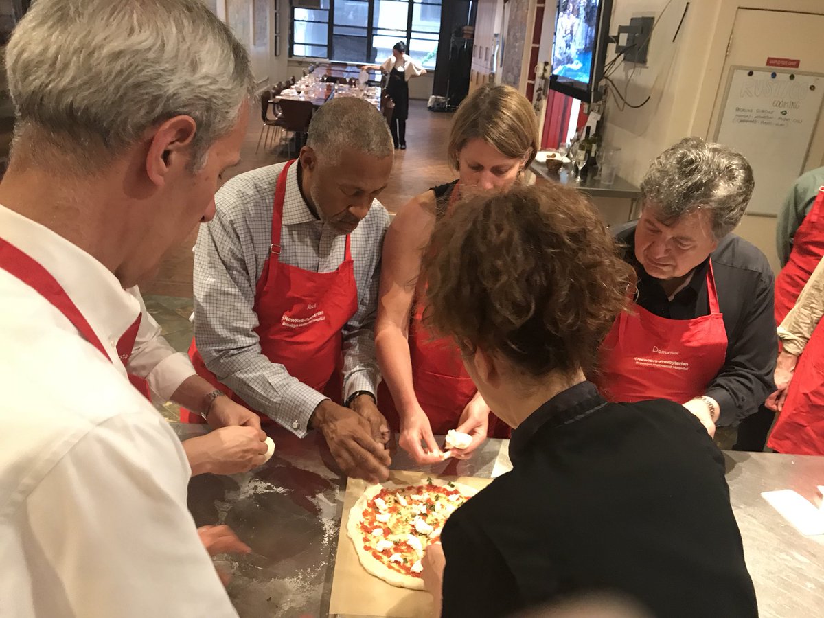 Traci_dAuguste's tweet photo. Great team building event last night - our team won!  Just sayin’ . . . @ErnestoPMir @Eileen_Kang149 @LisaMainieri @NYPBrooklyn #pizzawars https://t.co/XsJUnHp73X
