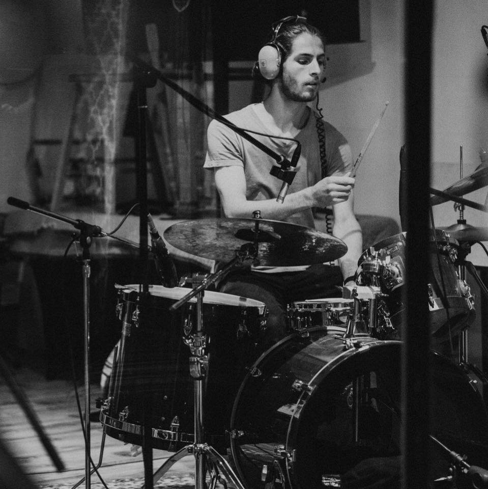 SenecaDeanFCAD's tweet photo. Kudos to @MohawkCollege Music student and drummer @Dr_Yellow97 who has been awarded the Mary Alice Stuart/JAZZ.FM91 Scholarship.  The scholarship awards outstanding jazz artists completing post-secondary studies.  Adam also plays/studies piano, guitar and tenor saxophone. https://t.co/7W2qenJ86U
