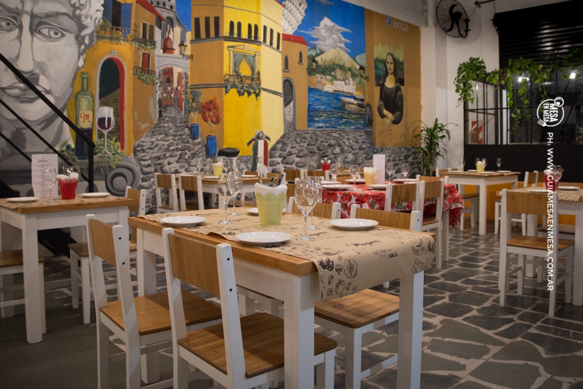 guiamesaenmesa's tweet photo. La bella Italia como inspiración de una nueva propuesta para descubrir, con todo su encanto, calidez y buena cocina en #LaPlata. Pizzas con originales combinaciones, pastas, carnes, platos de mar y más en #Magari! 👉 https://t.co/jhnvRkyQi5
#GuiaMesaenMesa #GastronomiaPlatense https://t.co/5qzoTAEIVx