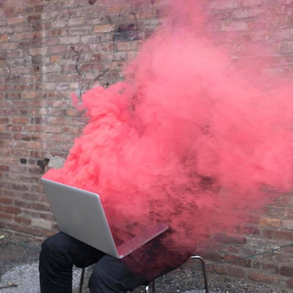 MediaMarkt_es's tweet photo. Cuando abres una pestaña de incógnito
FBI: Eh tú dónde te has metido https://t.co/t9w4DGalcd