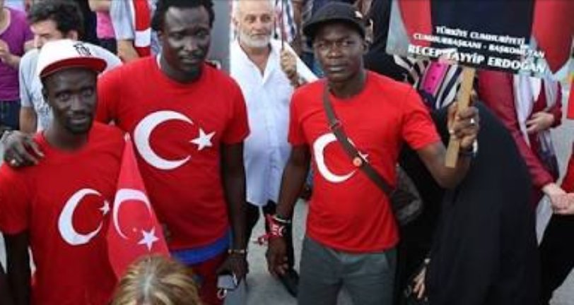 Ana var it doğurur ana var yiğit doğurur