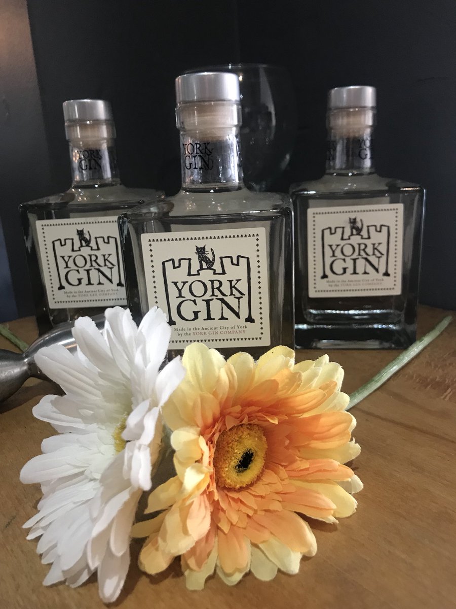 Not only over the food fest weekend will we be serving York Gin, we will also have the 50cl bottles available for purchase! £28 for a 50cl bottle, pop over to our outside bar for more information #yorkgin #foodfestival #maltonfoodloversfestival #visitmalton <a href="/yorkgin/">York Gin</a>