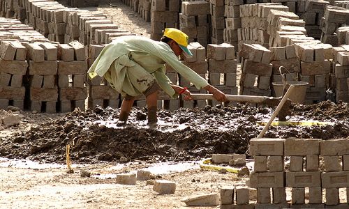 icimod's tweet photo. Punjab environment protection department has decided to check construction of old technology Bull Trench brick kilns in the province https://t.co/dz73PxYiw7 #CleanBricks @dawn_com https://t.co/BWaOk5mscD
