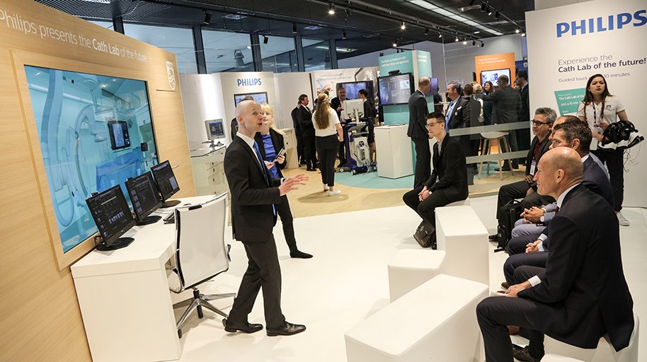 PhilipsLiveFrom's tweet image. Step in your patients' shoes with our Cath Lab of the Future. See you for an interactive presentation at our booth #EuroPCR