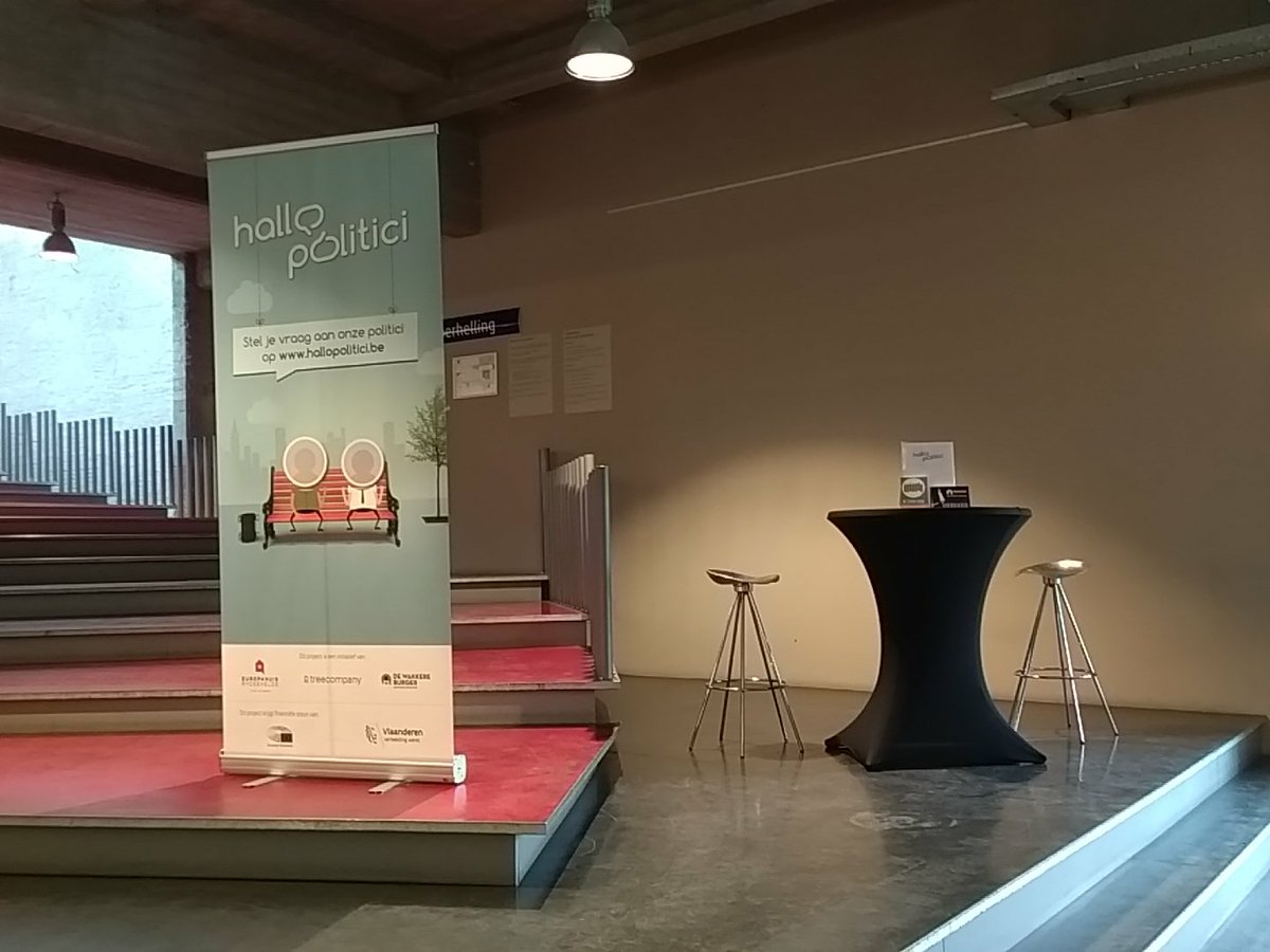 dewakkereburger's tweet photo. . @HalloPolitici  is klaar om @BartStaes en @TomMeeuws te ontvangen in Permeke bib #antwerpen #burgerparticipatie https://t.co/sk3ccJk6La
