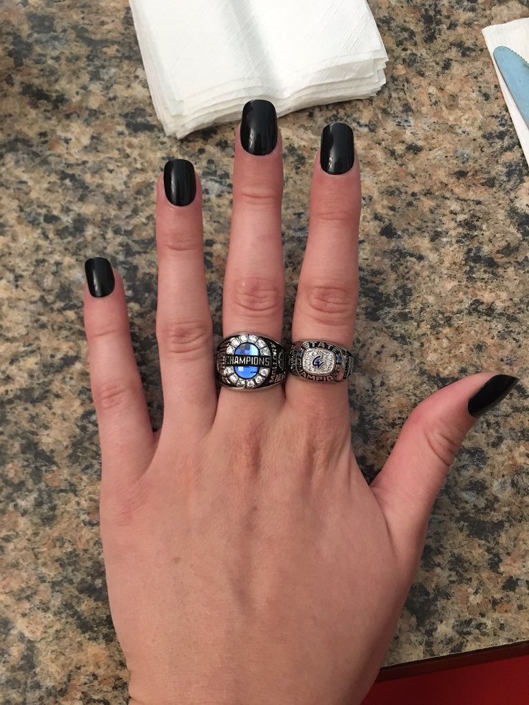 madisonmallory4's tweet photo. twice as nice 💍💍 https://t.co/xafxSAm5VZ