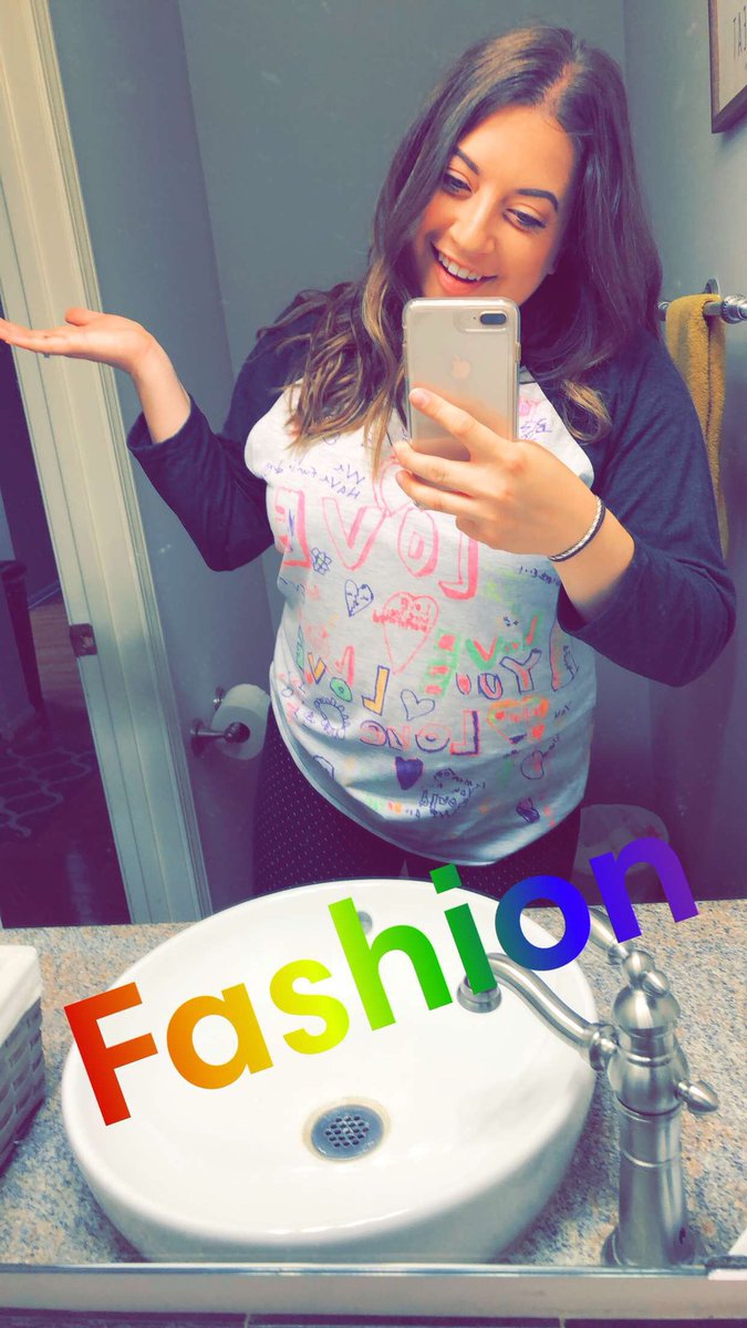 kick_tha_CAN's tweet photo. My kids decorated a shirt for me. Today, I wear it! ❤️ #2daysleft #NotCryingYet https://t.co/RaUzOEdcgM