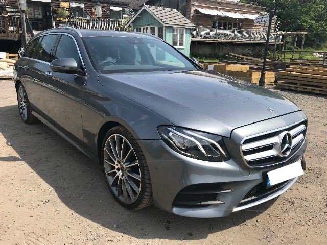 Raw2KLtd's tweet photo. 2017 #MERCEDES E-CLASS E 220 D AMG LINE 1950cc. FSH.
Auction Ends Today. Lot: 172825
https://t.co/1sn1tFHpx2 https://t.co/1tvgkQYxXq