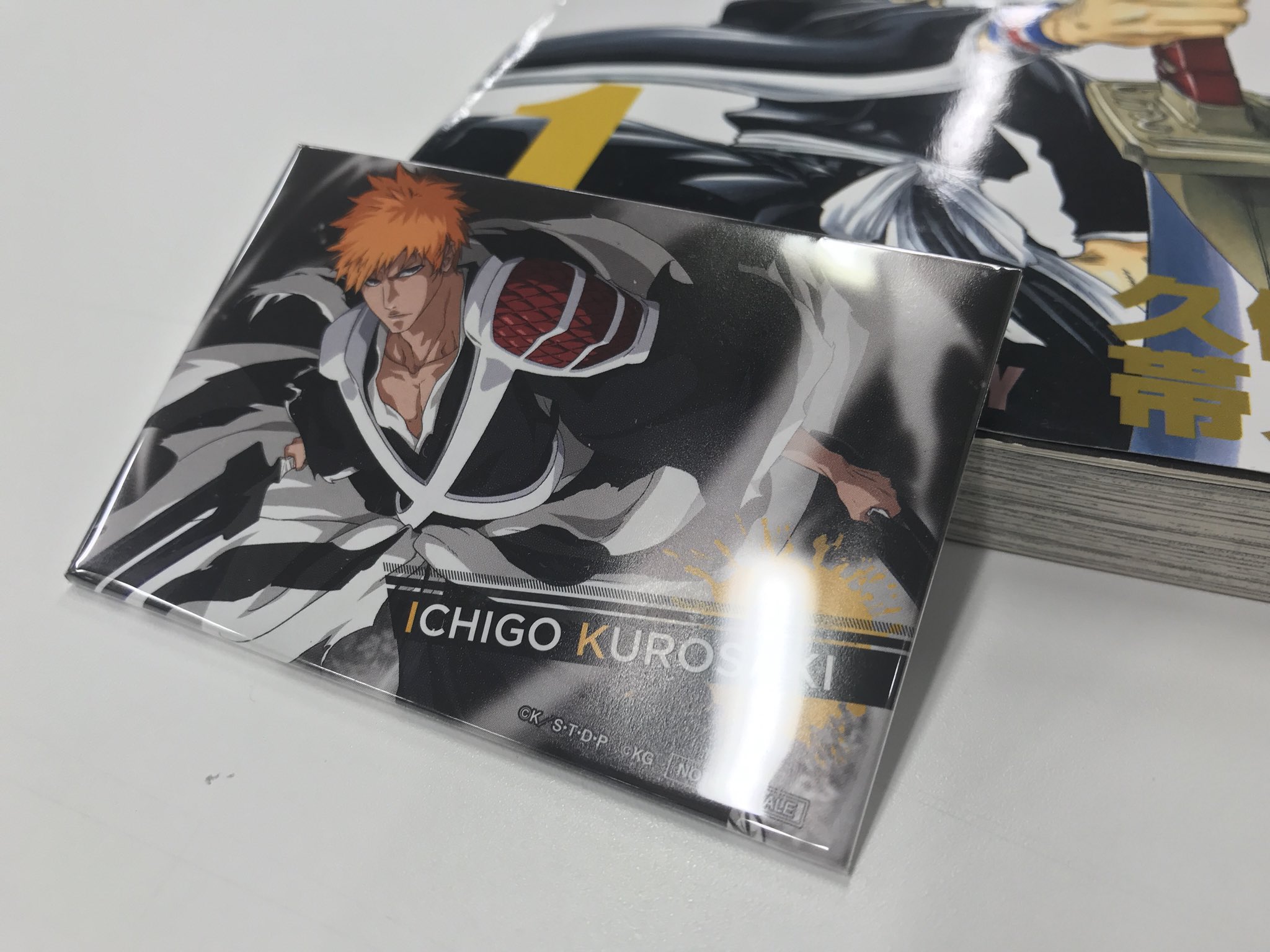 完全受注生産 「週刊少年ジャンプ」オールスター缶バッジ