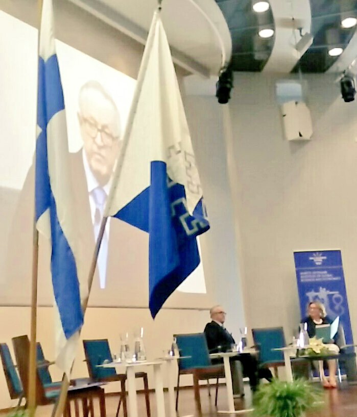 Sine qua non: political will for a healthy&amp;fair society. President M. Ahtisaari at MAI topforum on current state of the world <a href="/OBS_UniOulu/">Oulu Business School</a>