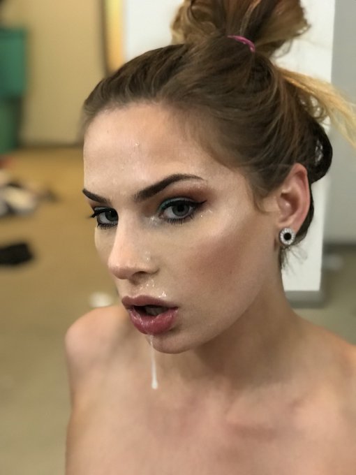 Slobbery bj on my onlyfans noww😇  gonna start posting a lot moreeeee hehe https://t.co/2tTnLauzHh https://t<a href="/tag/mvsales"class="tags"><span>#mvsales</span></a>